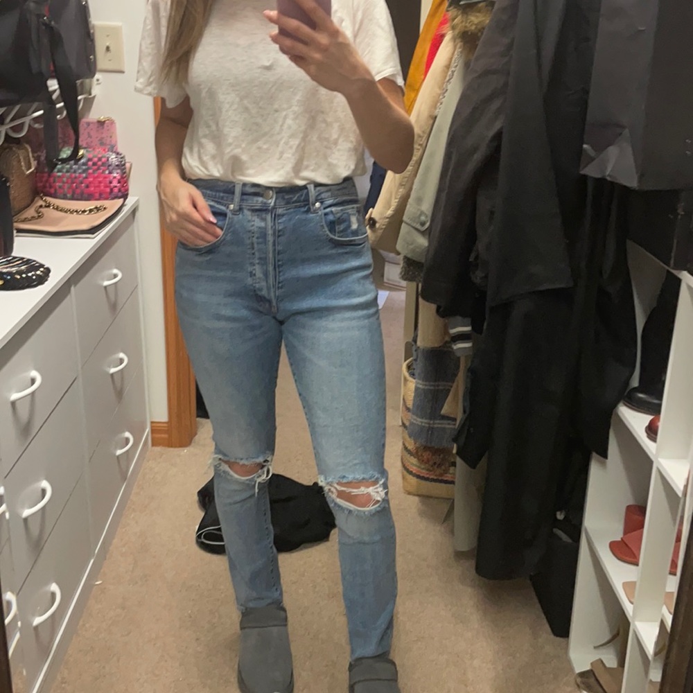 LAST HOURS OR WILL BE DONATED! 

Superdown jeans